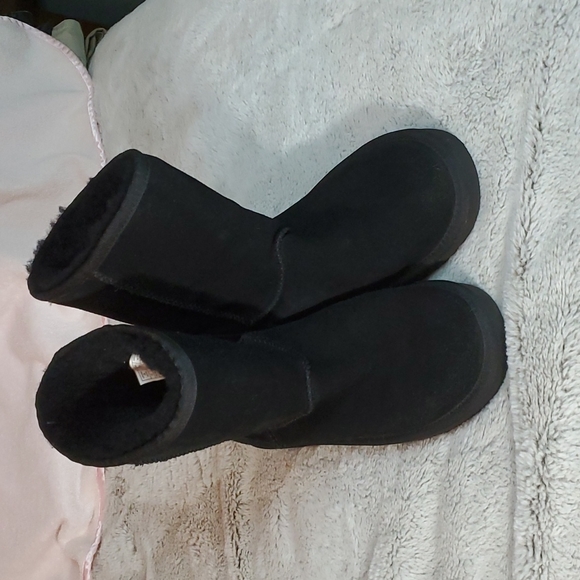 UGG Shoes - KOOLABURRA by UGG Black Faux Suede and Fur Lined Flat Heel Boots-NWOT-US…